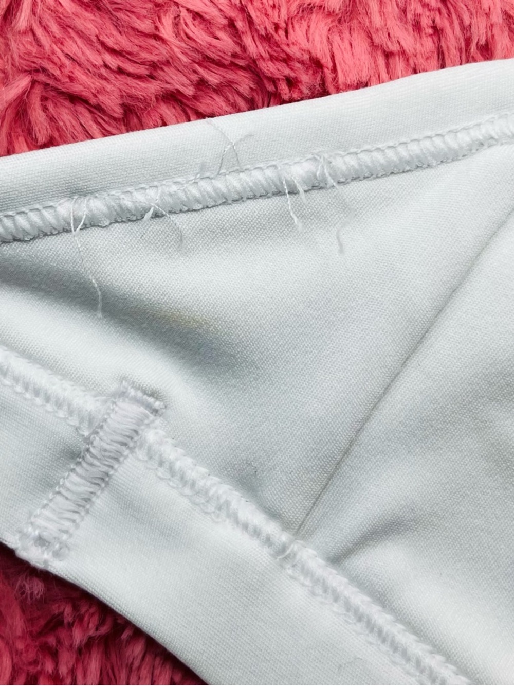 Gymshark White Strappy Multi-Back Sports Bra - Picture 3 of 3